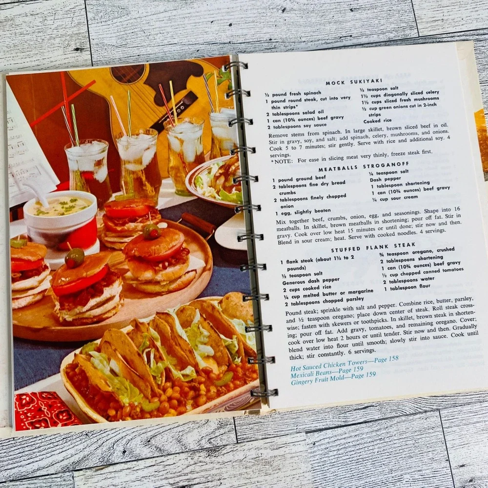 Campbell Easy Ways to Delicious Meals Cookbook 1968 Revised Ed Recipes Spiral